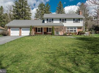 1415 Valley Rd, Lancaster, PA 17603