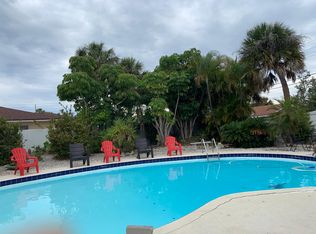 135 58th Ave UNIT 1, Saint Petersburg, FL 33706