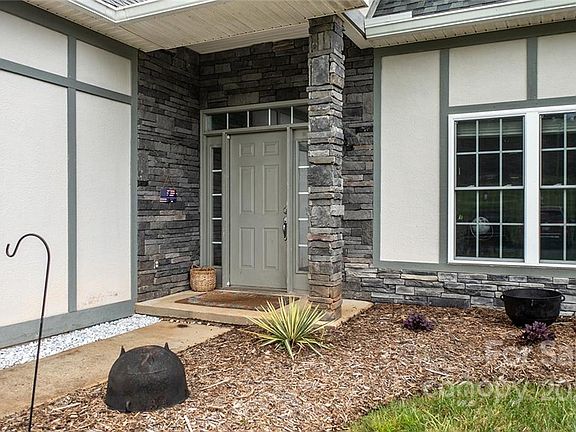 5th image of 43 Heron Cove Loop #B