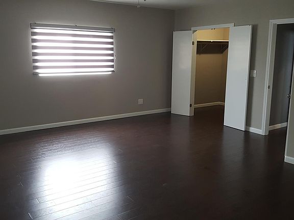 5th image of 8131 Lloyd Ave