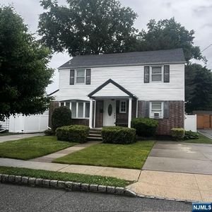 62 Reid Ave, Bergenfield, NJ, 07621