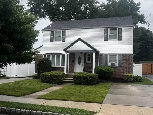 62 Reid Ave, Bergenfield, NJ 07621