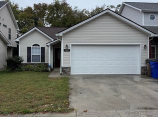 2460 Checkerberry Dr, Lexington, KY 40509