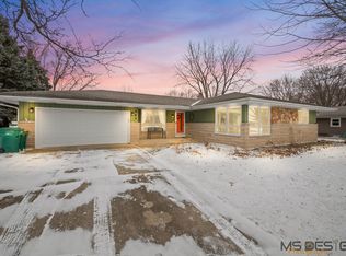 365 Conlin Ave, Sycamore, IL 60178