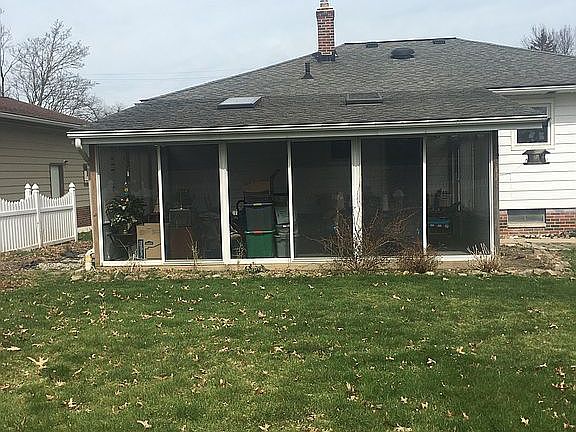 3rd image of 13435 Kathleen Dr