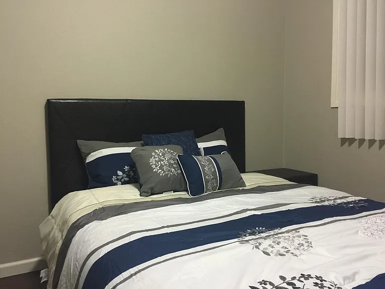 647 Santa Paula Ave #2 — Photo 2