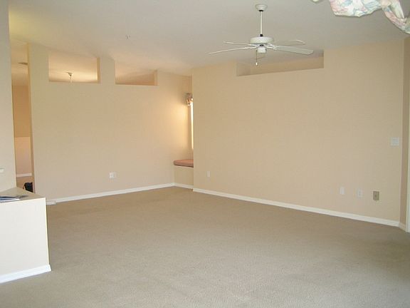 5th image of 7504 Oleander Gate Dr APT 203