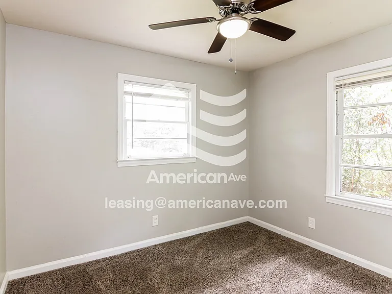 558371_011_bedroom_11.jpg