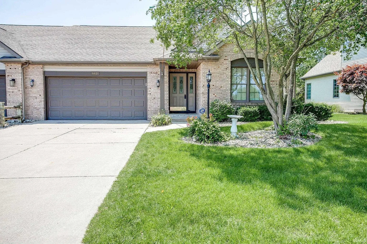 4421 Stone Way photo 1