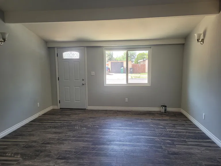 841 W Avenue H8 — Photo 7