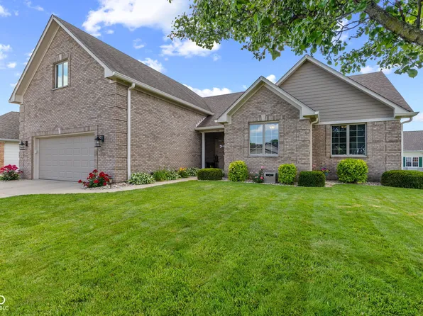 100 Decourcy Ln, Franklin, IN 46131