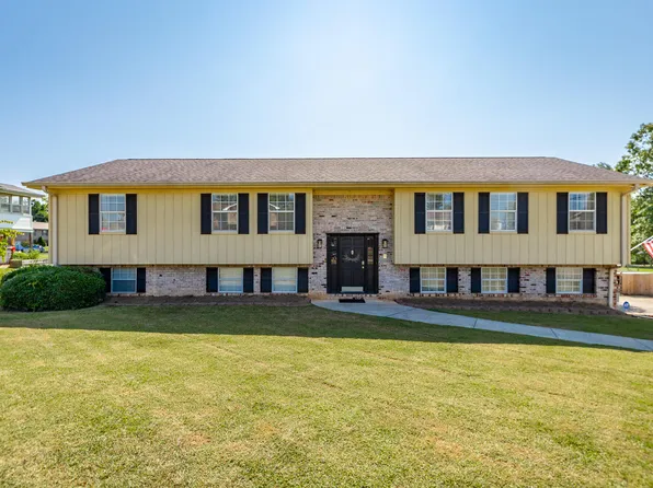 2712 Saint Lawrence Rd, Chattanooga, TN 37421