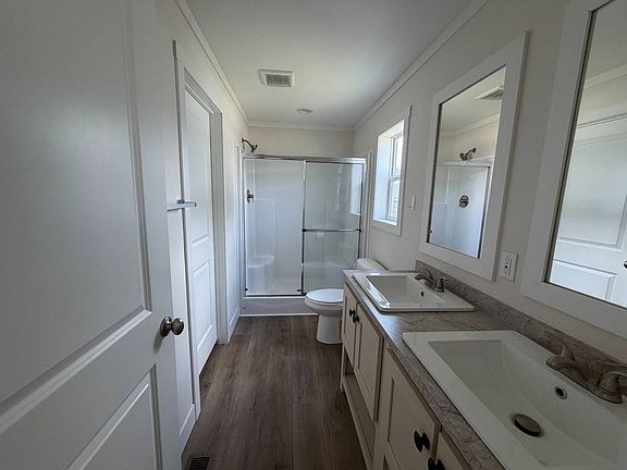 4th image of 1946 Wyoming Ave #191