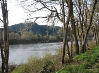 13620 Tyee Rd, Umpqua, OR 97486