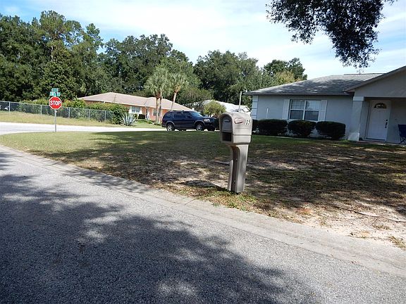 2nd image of 15 SE 62nd Ave