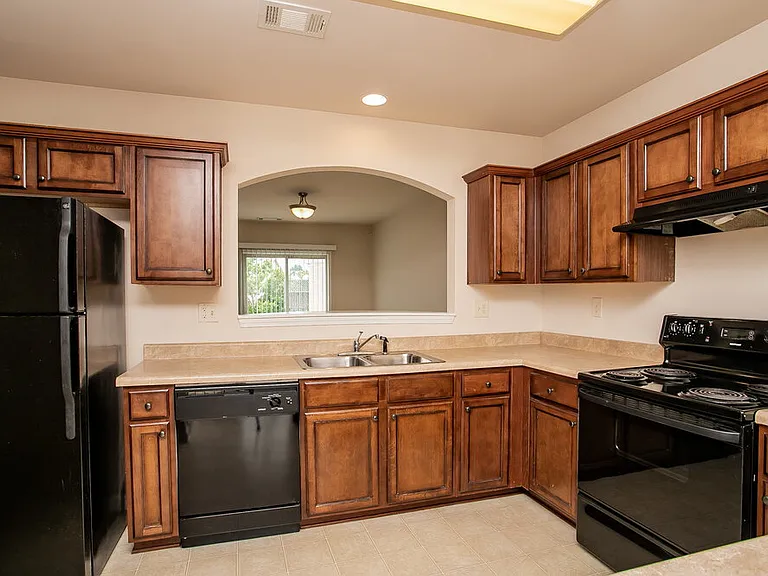 2279 Baywood Tree Ln — Photo 10