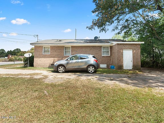 5th image of 301 Tuskeegee Drive