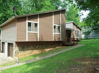 6761 Galts Ferry Rd, Acworth, GA 30102