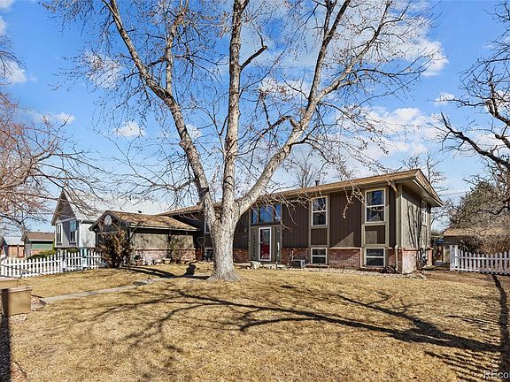 3rd image of 11895 E Louisiana Avenue
