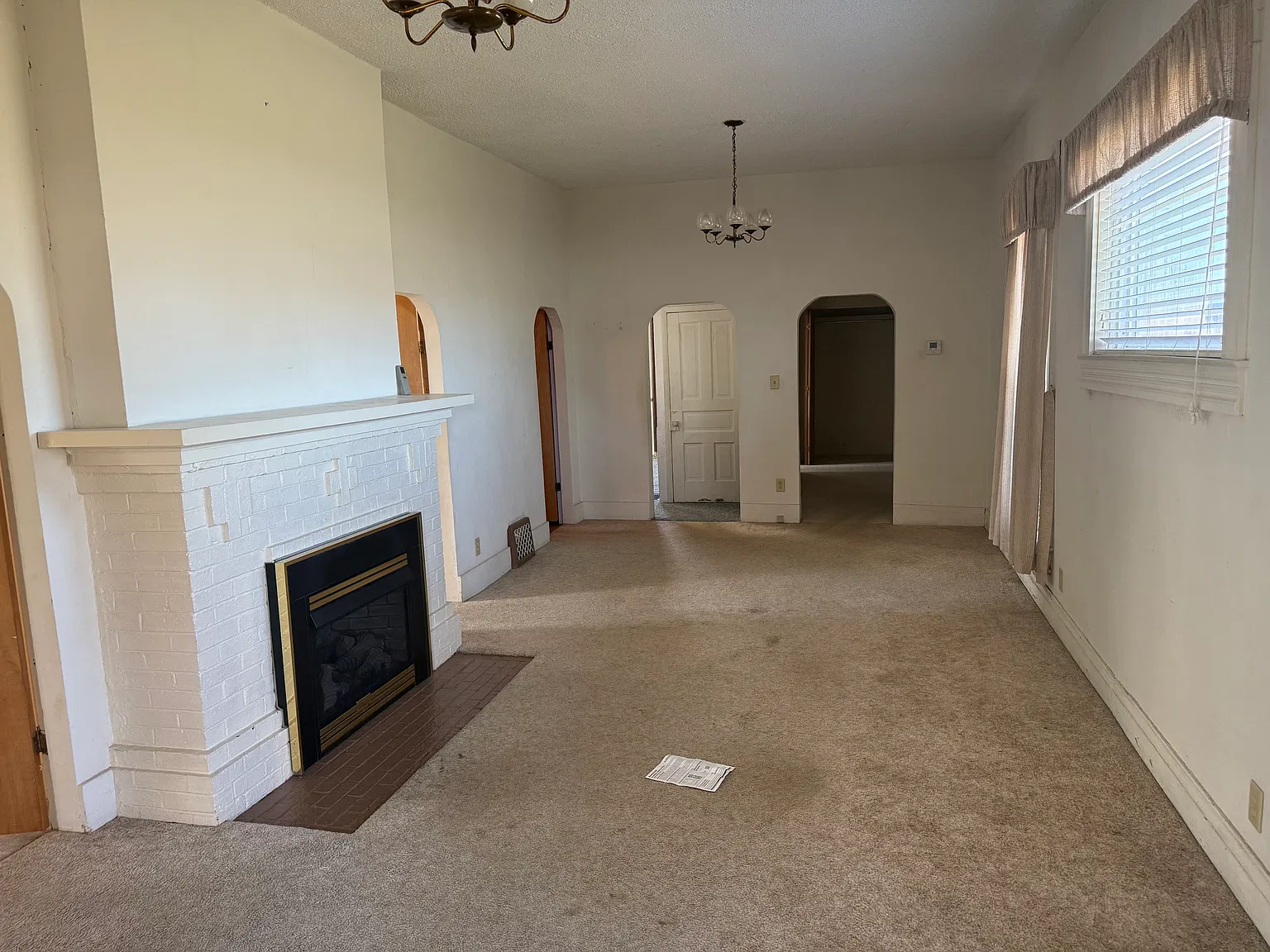 3 bed, 1314 sqft, $1,400 — Photo 2