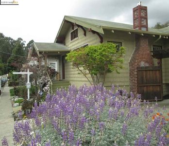 2558 Pleasant St, Oakland, CA, 94602