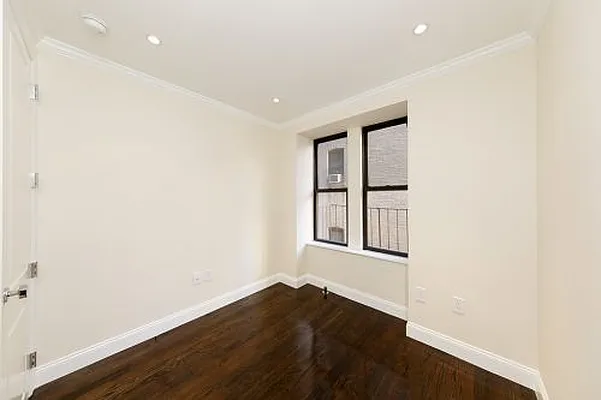 Rented by Voro New York | media 4