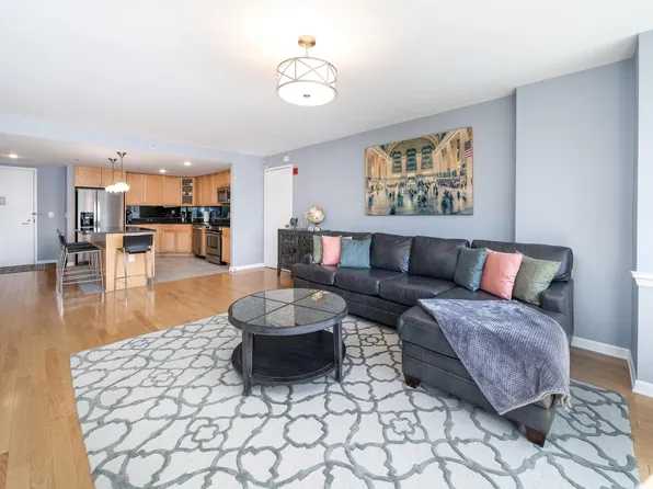 700 Grove St #3N, Jersey City, NJ 07310