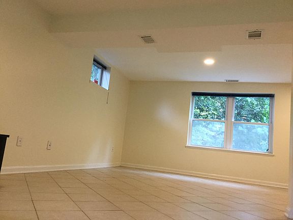 5th image of 10826 Scott Dr