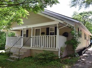 1068 15th St NE, Hickory, NC 28601