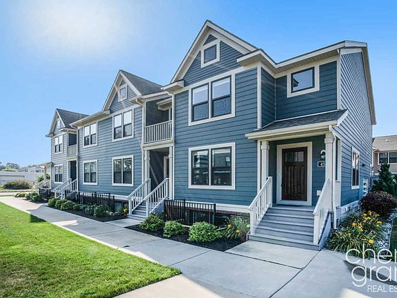 3rd image of 451 La Grave Ave SE #12