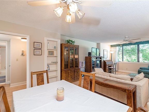 4th image of 2615 Cove Cay Dr Unit 204
