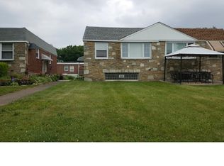 8523 Tolbut St, Philadelphia, PA 19152