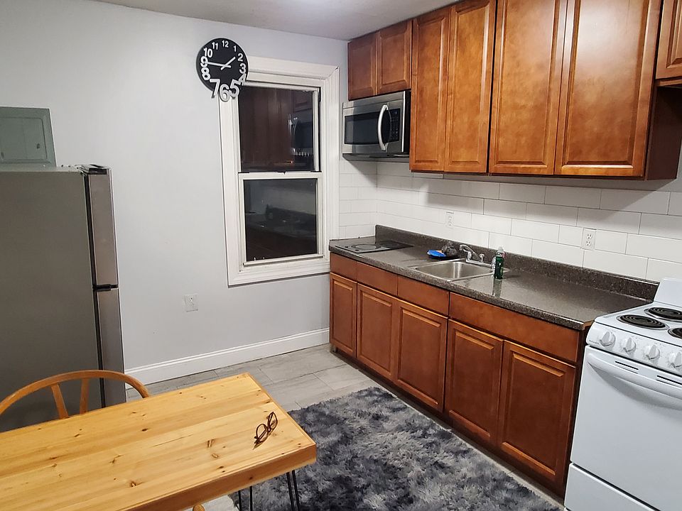 1st image of 652 E 51st St #2F