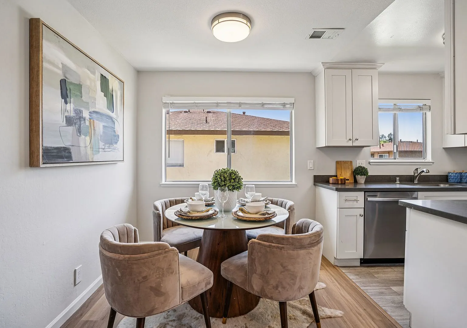 Nor Cal Realty, Inc.- 2 Bedroom/1 Bath Condo with Covered Car Port. — Photo 3