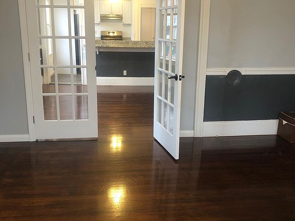 5th image of 221 Atwells Ave #1
