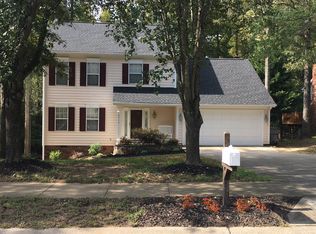 8726 Burnt Umber Dr, Charlotte, NC 28215