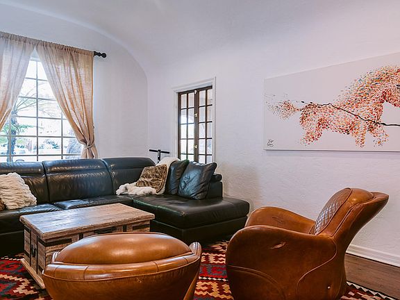 5th image of 1739 S Crescent Heights Blvd