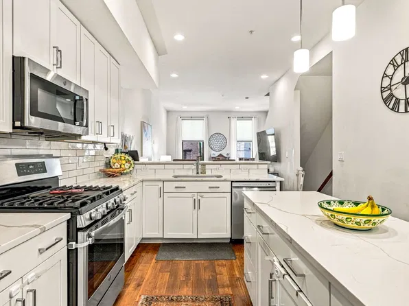 1419 S 5th St, Philadelphia, PA 19147