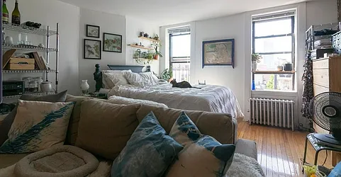 Rented by Empire Deeds LLC 