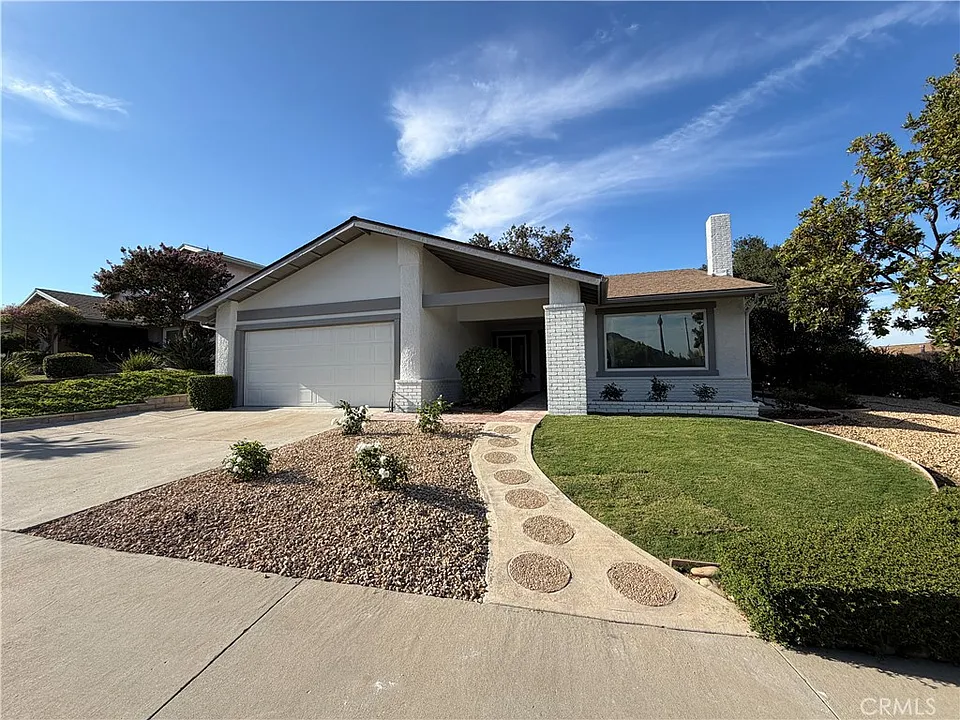 5469 Softwind Way