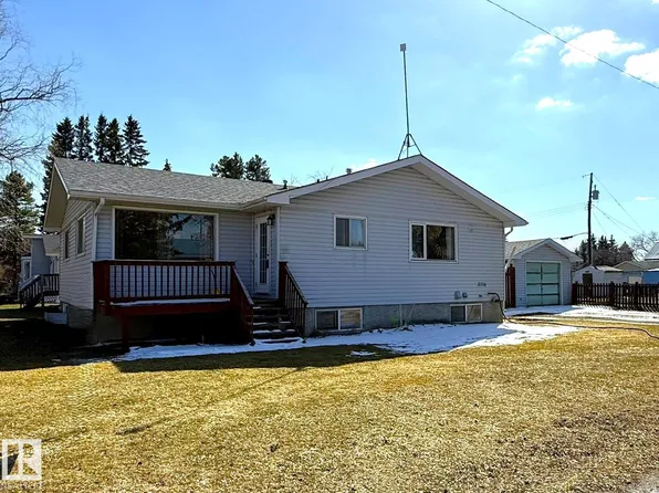 5116 48th St, Warburg, AB T0C 2T0