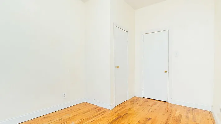 Rented by Nooklyn NYC LLC | media 16