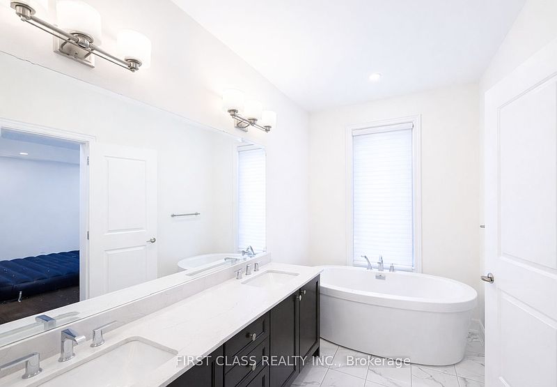Richmond Hill Townhouse for rent - 4 Bedrooms — photo 6