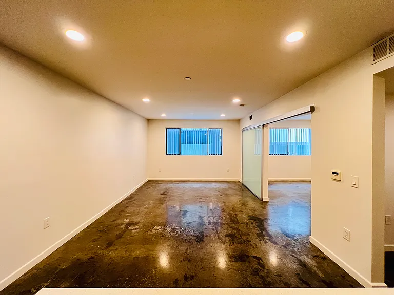 4814 Oakwood Ave #2 — Photo 4