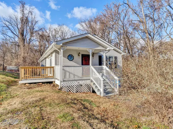 1530 12th St NW, Roanoke, VA 24017