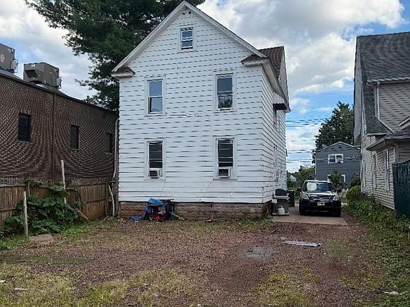 5th image of 481 Hamilton St