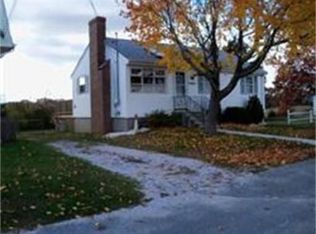 73 Pilgrim Ave, Wareham, MA 02571