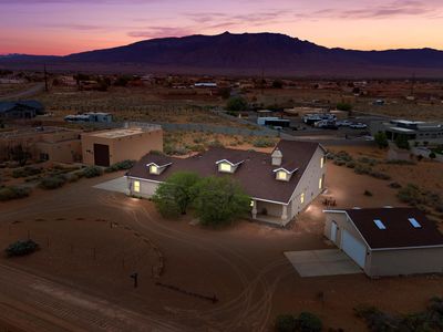 1810 Eucalyptus Rd NE, Rio Rancho, NM, 87144