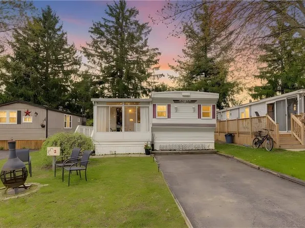 580 Beaver Creek Rd #3, Waterloo, ON N2J 3Z4