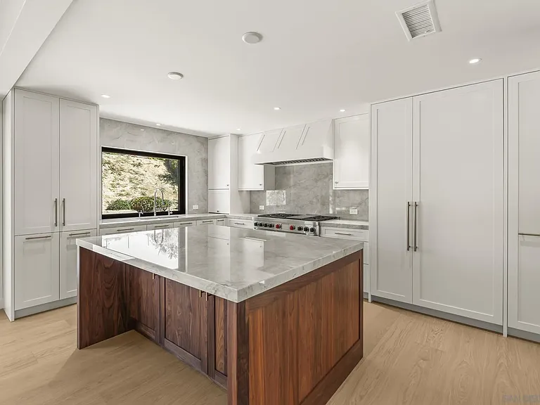 2260 Calle Tiara — Photo 10